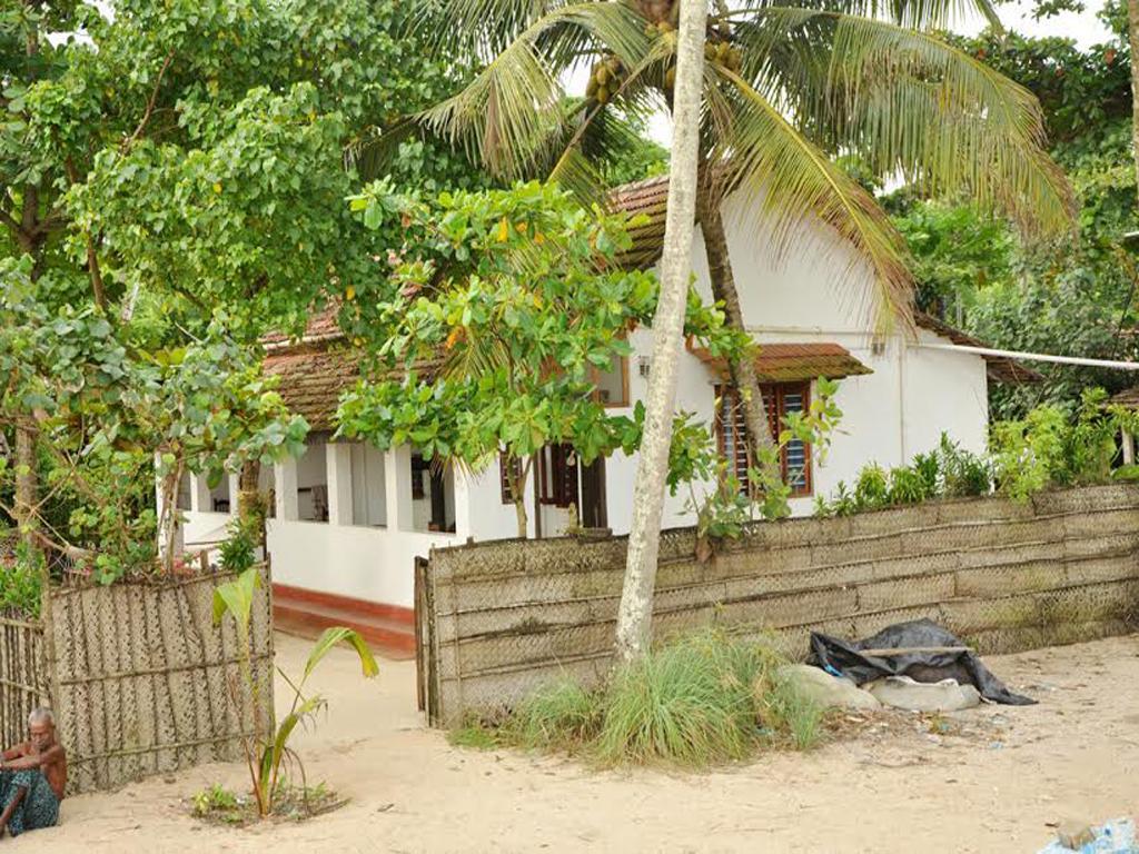 Angeo Beach House Alappuzha Buitenkant foto